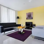 Dharma Home Suites Miami At Brickell