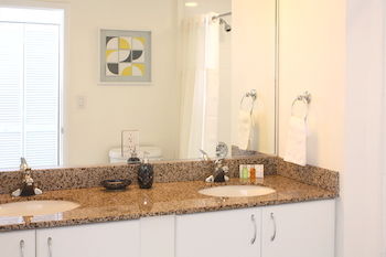 Apartment Dharma At Brickell