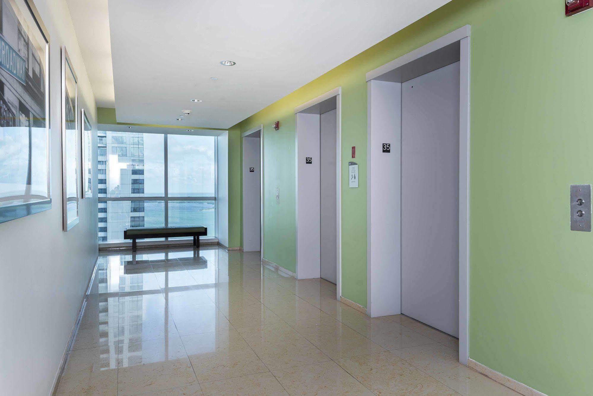 Apartment Dharma At Brickell Miami